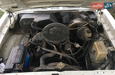 Седан Ford Taurus 1986 в Рава-Руській