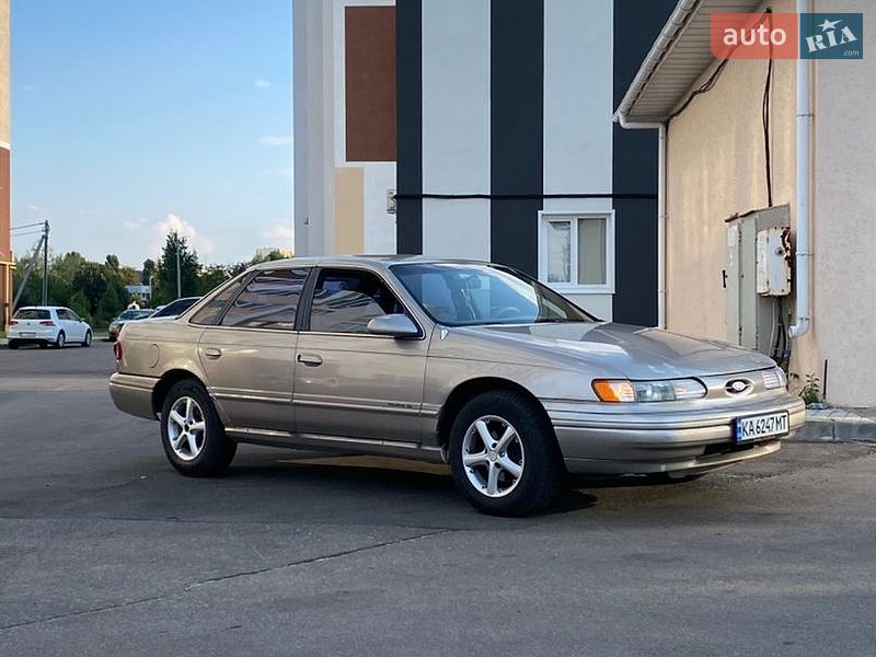 Ford Taurus 1995
