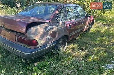 Седан Ford Taurus 1990 в Гнедине