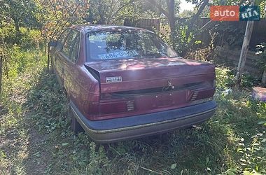 Седан Ford Taurus 1990 в Гнедине