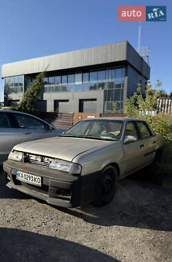 Седан Ford Tempo 1988 в 