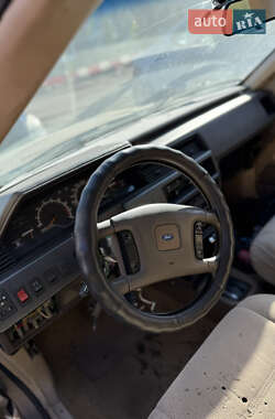Седан Ford Tempo 1988 в 