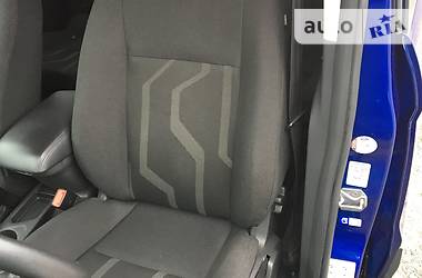 Вантажопасажирський фургон Ford Tourneo Connect 2015 в 