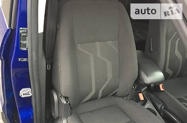 Вантажопасажирський фургон Ford Tourneo Connect 2015 в 