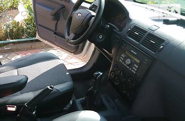 Минивэн Ford Tourneo Connect 2007 в 
