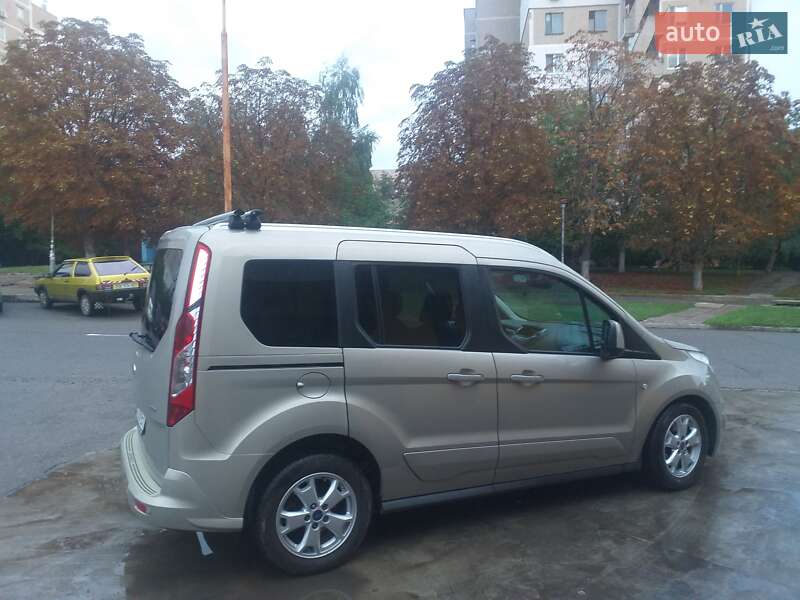 Минивэн Ford Tourneo Connect 2014 в Южноукраинске