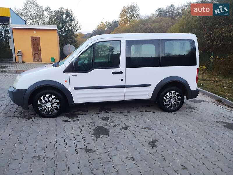Хэтчбек Ford Tourneo Connect 2008 в Львове