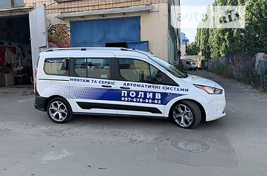 Минивэн Ford Tourneo Connect 2018 в Киеве