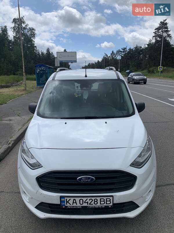 Минивэн Ford Tourneo Connect 2018 в Киеве