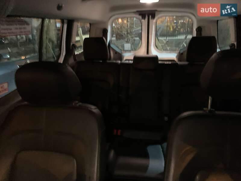 Минивэн Ford Tourneo Connect 2018 в Киеве