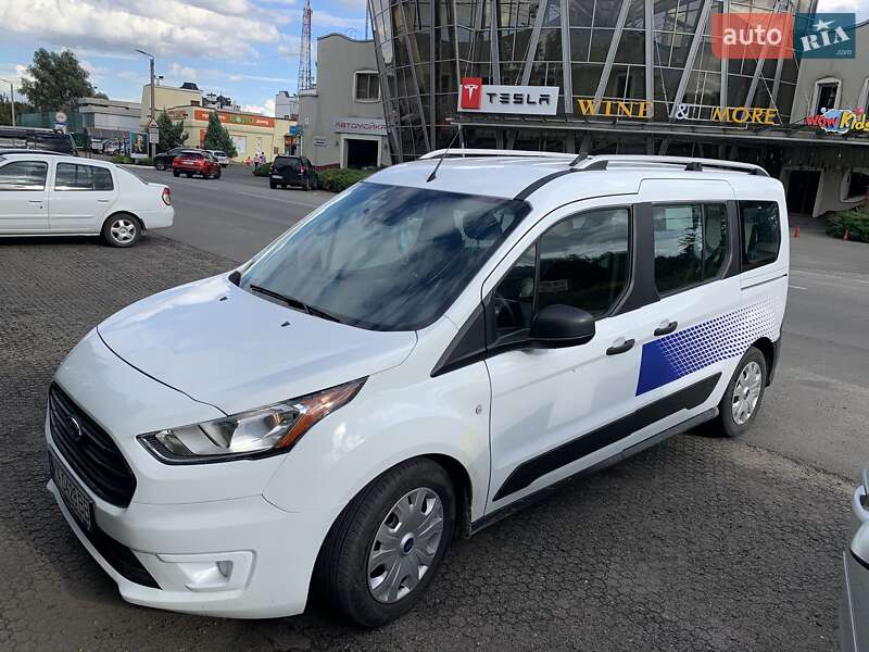 Минивэн Ford Tourneo Connect 2018 в Киеве