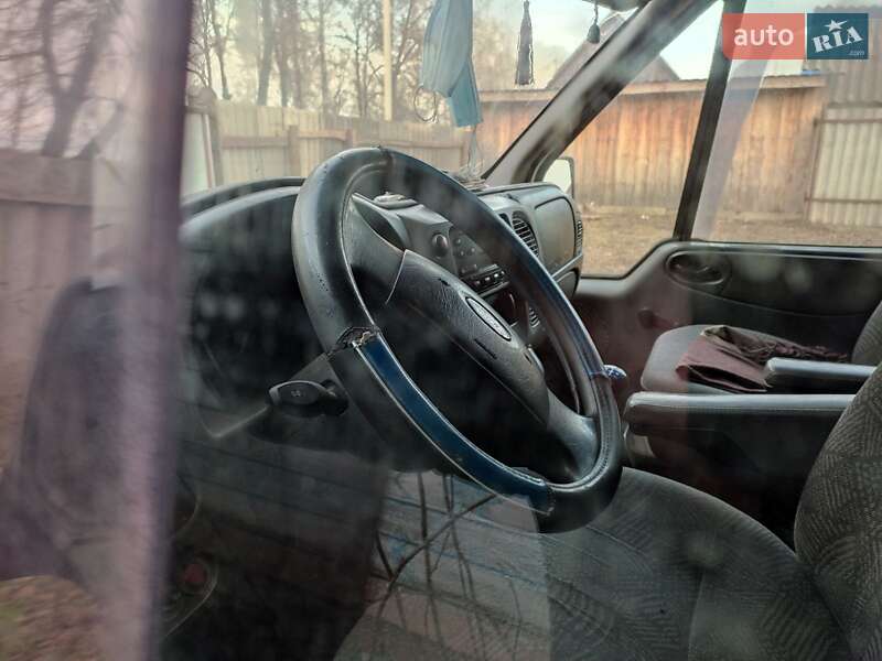 Минивэн Ford Tourneo Connect 2000 в Великой Писаревке