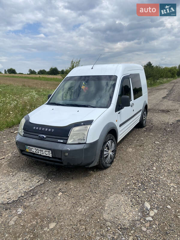 Минивэн Ford Tourneo Connect 2006 в 
