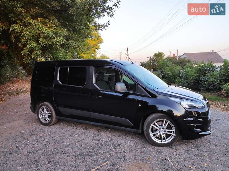 Микровэн Ford Tourneo Connect 2015 в Валках