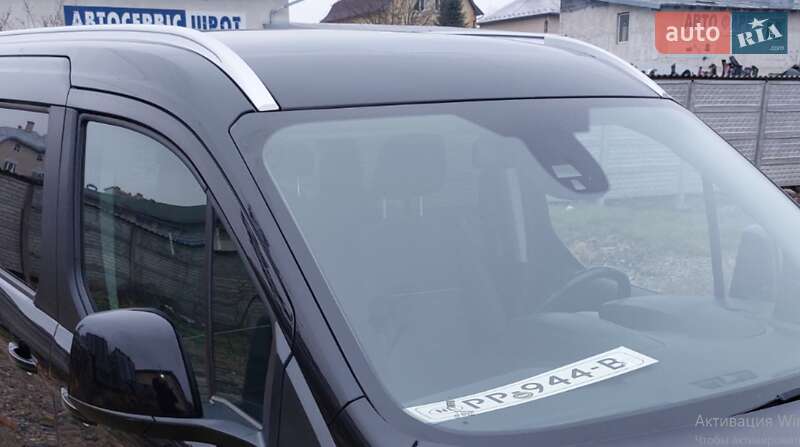 Мінівен Ford Tourneo Connect 2017 в Тисмениці