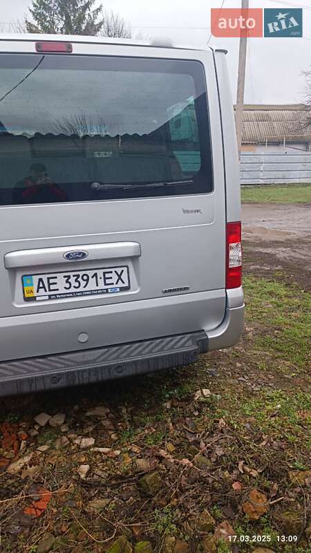 Минивэн Ford Tourneo Connect 2013 в Синельниково