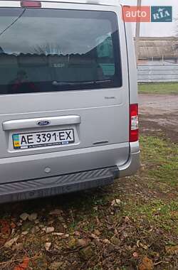 Минивэн Ford Tourneo Connect 2013 в 