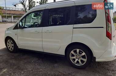 Минивэн Ford Tourneo Connect 2015 в 