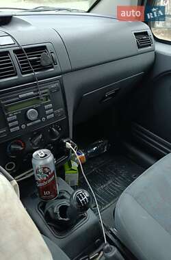 Минивэн Ford Tourneo Connect 2008 в 