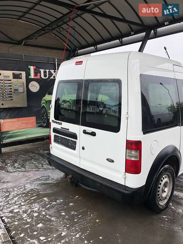 Минивэн Ford Tourneo Connect 2005 в Ужгороде