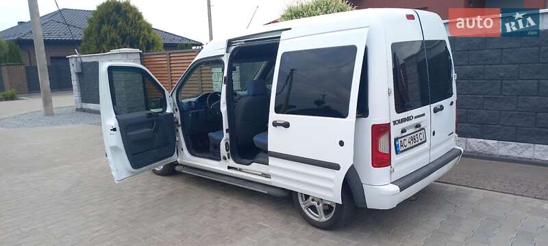 Минивэн Ford Tourneo Connect 2012 в Луцке
