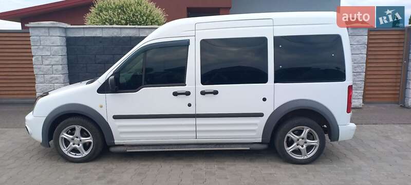 Минивэн Ford Tourneo Connect 2012 в Луцке