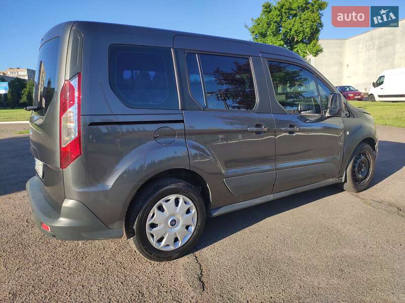 Минивэн Ford Tourneo Connect 2016 в Ровно