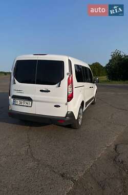 Минивэн Ford Tourneo Connect 2015 в 