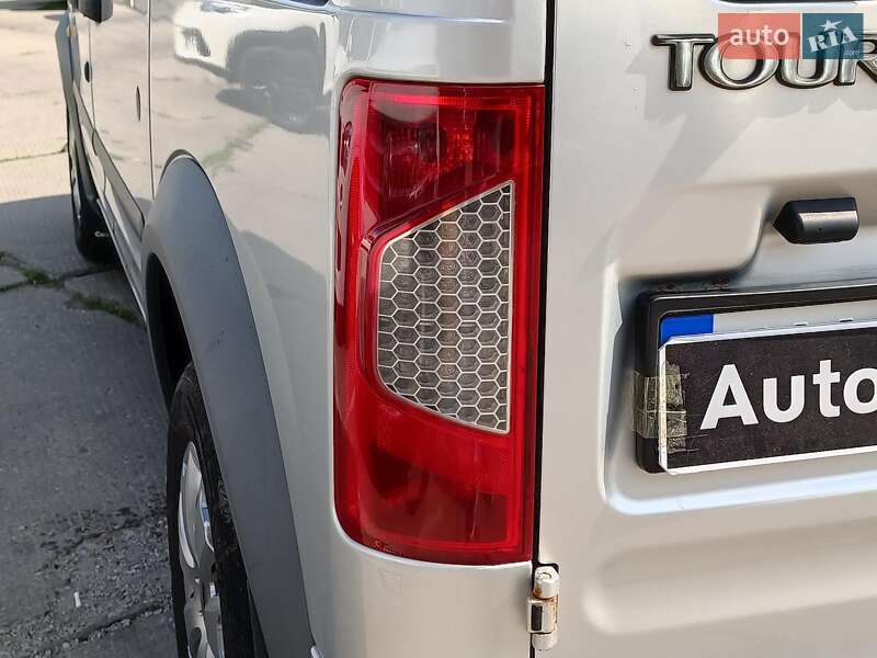 Минивэн Ford Tourneo Connect 2012 в Харькове