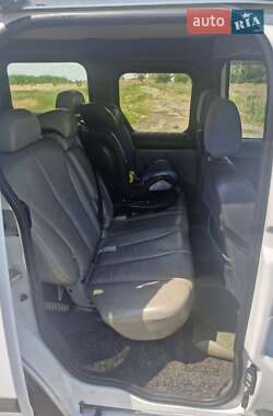 Минивэн Ford Tourneo Connect 2010 в 