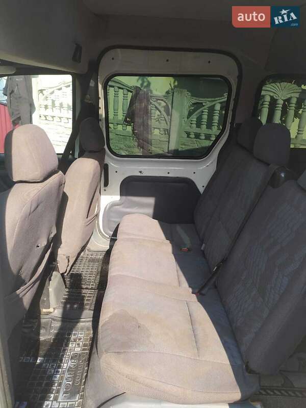 Минивэн Ford Tourneo Connect 2006 в Ровно