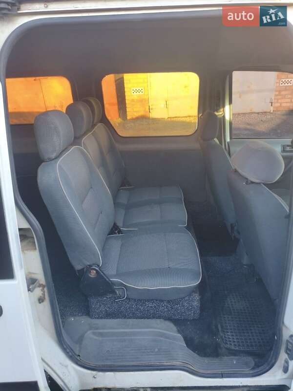 Минивэн Ford Tourneo Connect 2006 в Виннице