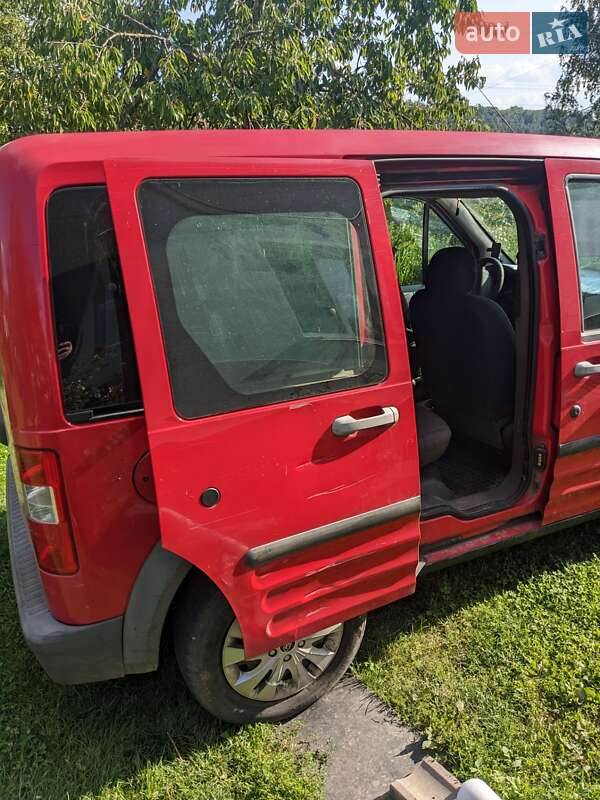 Мінівен Ford Tourneo Connect 2003 в Рівному