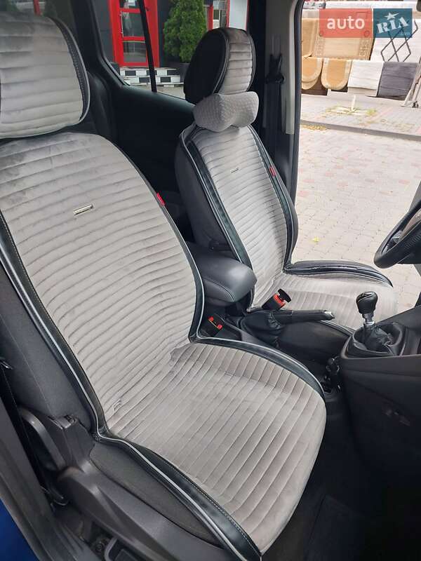 Минивэн Ford Tourneo Connect 2015 в Хмельницком