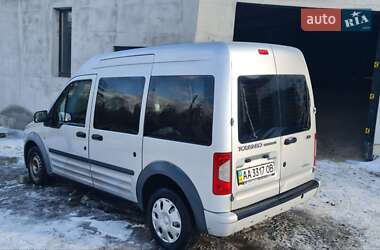 Минивэн Ford Tourneo Connect 2013 в 