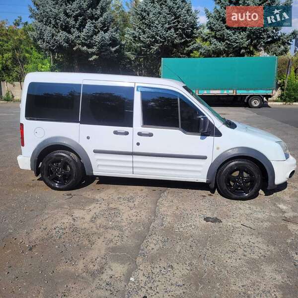 Минивэн Ford Tourneo Connect 2010 в Днепре