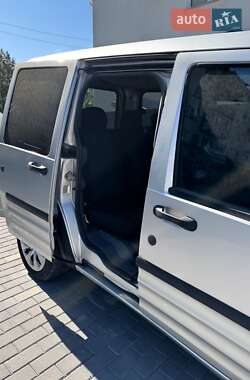 Минивэн Ford Tourneo Connect 2004 в 