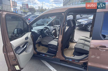 Мінівен Ford Tourneo Connect 2014 в 