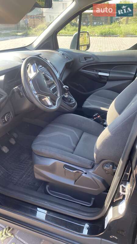 Минивэн Ford Tourneo Connect 2015 в Валках