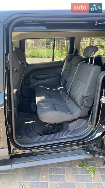 Минивэн Ford Tourneo Connect 2015 в Валках