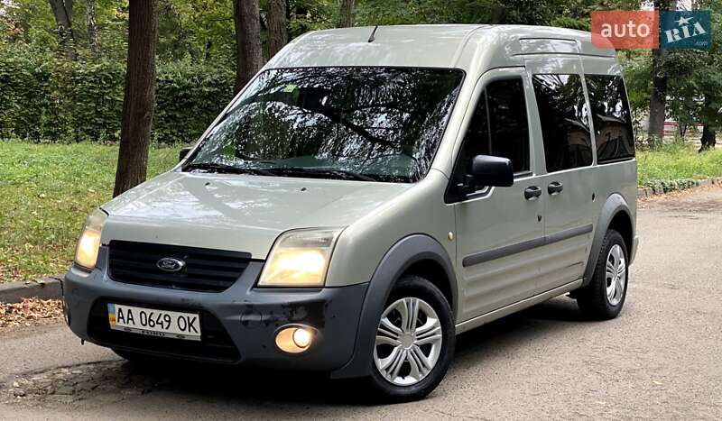 Мінівен Ford Tourneo Connect 2011 в Києві