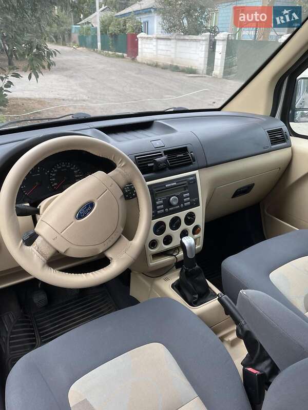 Минивэн Ford Tourneo Connect 2007 в Тарасовке фото 8 Минивэн Ford Tourneo Connect 2007 в Тарасовке