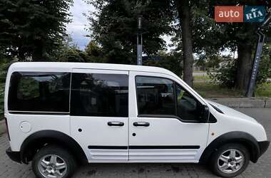 Минивэн Ford Tourneo Connect 2003 в Коростене