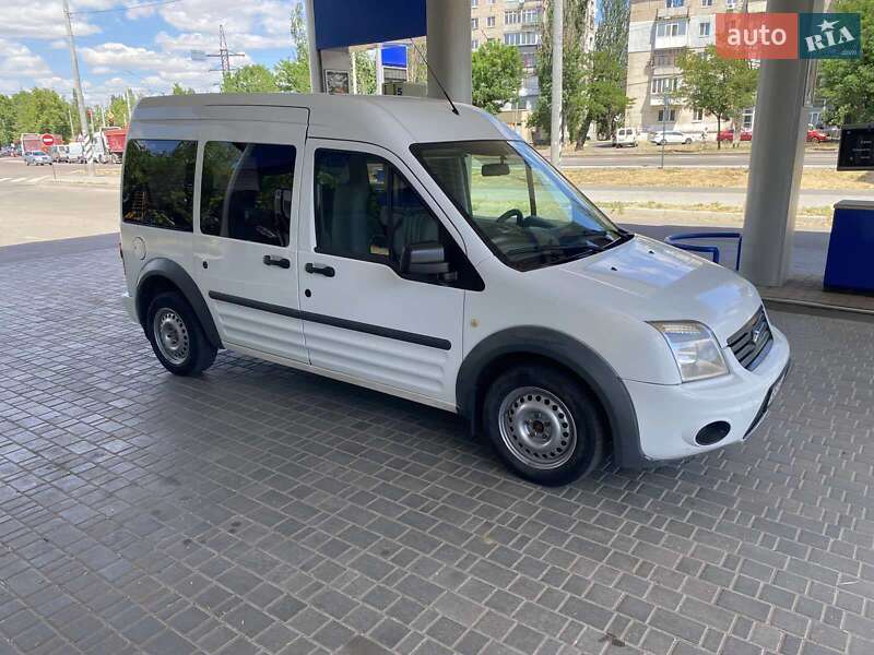 Мінівен Ford Tourneo Connect 2012 в Миколаєві