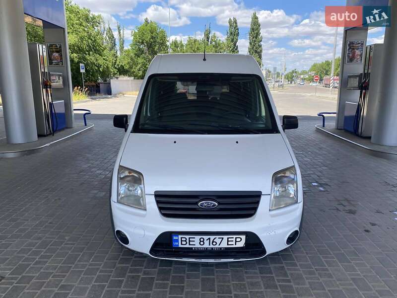 Минивэн Ford Tourneo Connect 2012 в Николаеве
