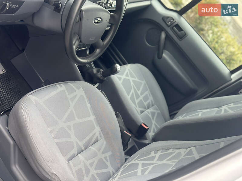 Мінівен Ford Tourneo Connect 2010 в Житомирі