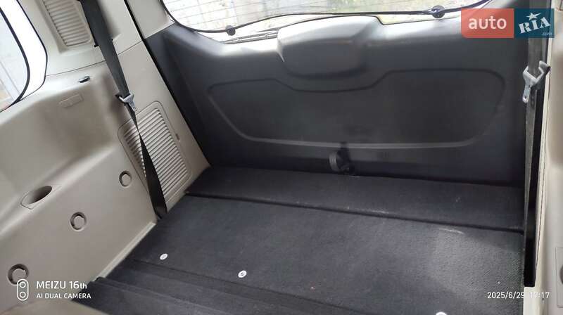 Минивэн Ford Tourneo Connect 2016 в Вишневом фото 3 Минивэн Ford Tourneo Connect 2016 в Вишневом