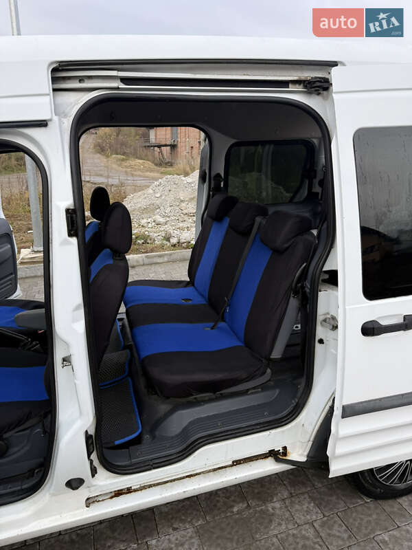 Мінівен Ford Tourneo Connect 2010 в Львові фото 11 Мінівен Ford Tourneo Connect 2010 в Львові