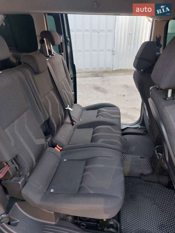 Мінівен Ford Tourneo Connect 2017 в Кропивницькому фото 22 Мінівен Ford Tourneo Connect 2017 в Кропивницькому