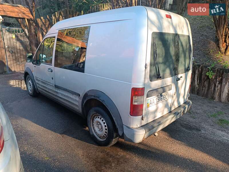 Мінівен Ford Tourneo Connect 2003 в Києві